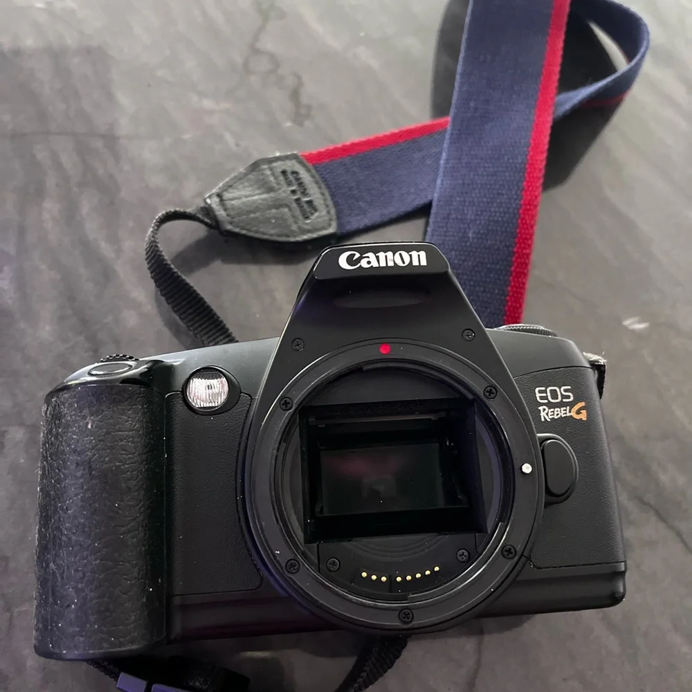 Canon EOS Rebel G 35mm FILM SLR Analog Camera - BODY ONLY